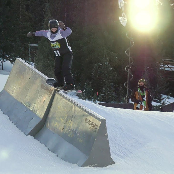 Video: Madison Blackley’s Snowboard Kit