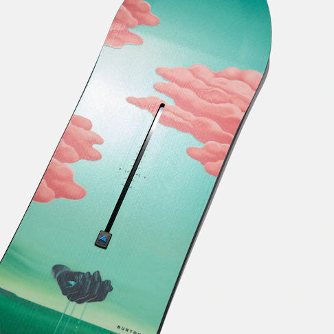 Burton Women's Yeasayer Flying V Snowboard 2025 - A green snowboard with a pink cloud design on top of a blue sky.