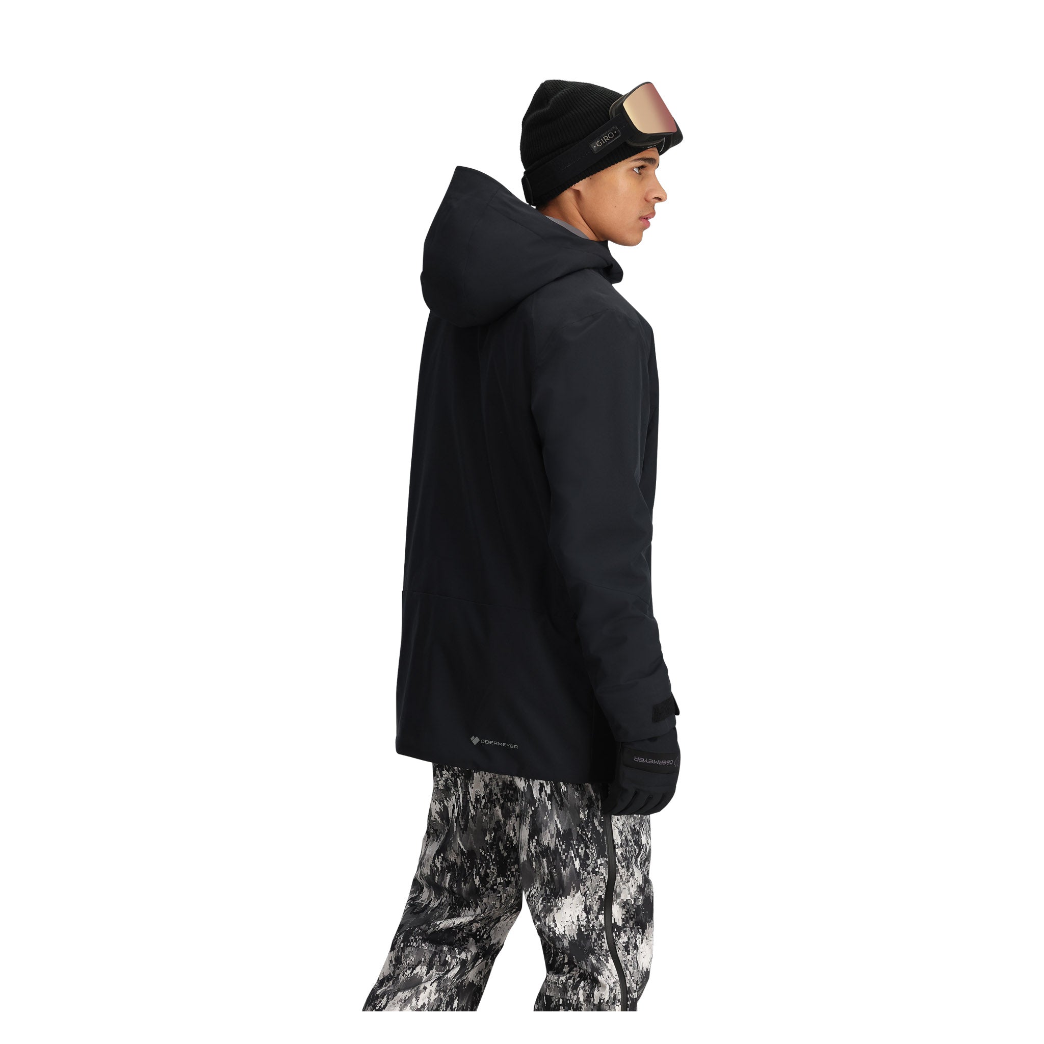 Obermeyer Cirque Jacket 2025 - A black down-filled ski jacket with a hood and zippered pockets.