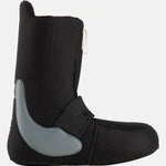 Burton Junior's Smalls Boa Snowboard Boot 2025 - Black snowboard boots with a white BOA dial on the side.