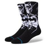 THE BATMAN CREW C SOCK 2022 - Batman's face is printed on the top of the sock in white, with a black background and a bat symbol on his chest.
