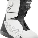 ThirtyTwo Lashed Double BOA Snowboard Boot 2025 - A black and white snowboard boot with a prominent "thirtytwo" logo on the side, featuring two BOA dials on the upper portion.