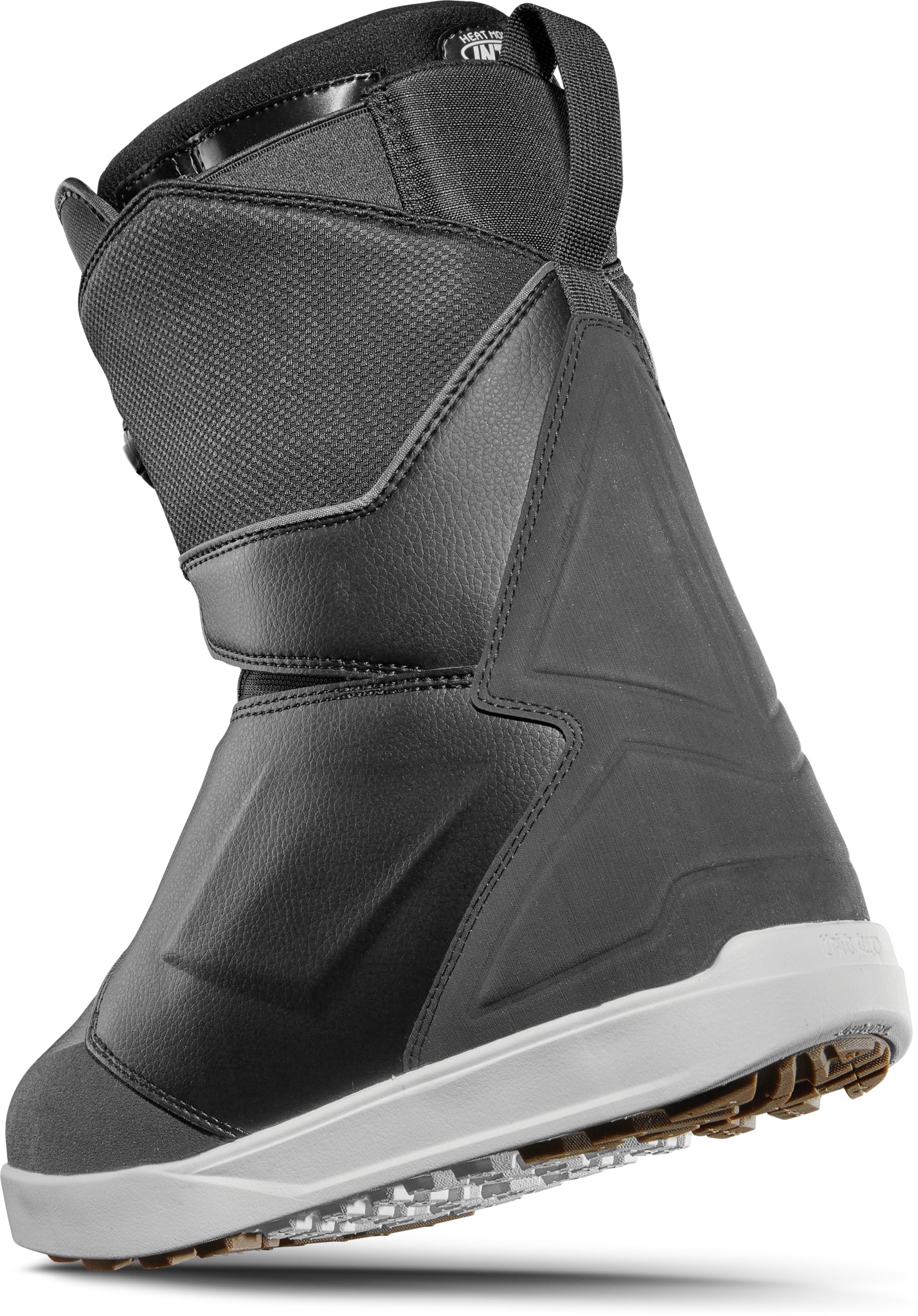 ThirtyTwo Lashed Double BOA Wide Snowboard Boot 2025 - Black snowboard boots with a textured pattern on the toe and heel, featuring two BOA dials on each boot.