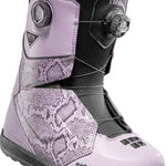 ThirtyTwo Lashed Double BOA X Vizz Snowboard Boot 2025 - A black and purple snowboard boot with a snakeskin pattern on the toe box, featuring two BOA dials.