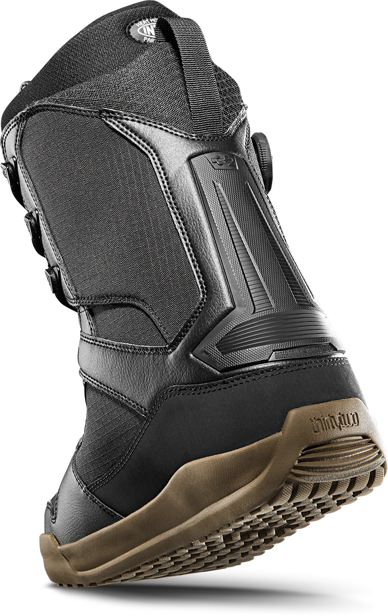 ThirtyTwo Diesel Hybrid Snowboard Boot 2024 - Black snowboard boots with a textured pattern on the side and brown laces.