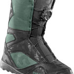 ThirtyTwo Junior's BOA Snowboard Boot 2025 - A black snowboard boot with a green logo on the side and a silver BOA dial.