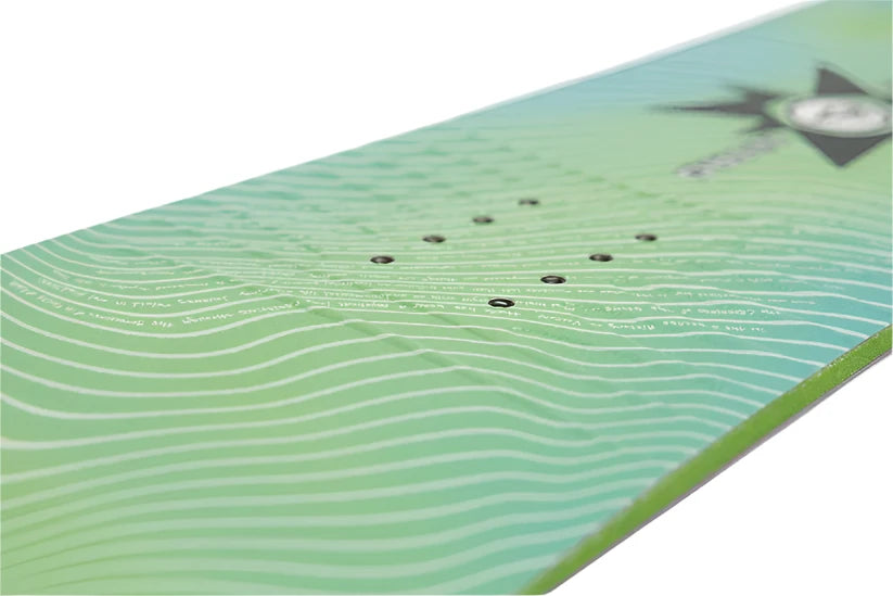Nitro Youth Ripper x Volcom Snowboard 2025 - A green and blue snowboard with a wavy pattern on its surface.