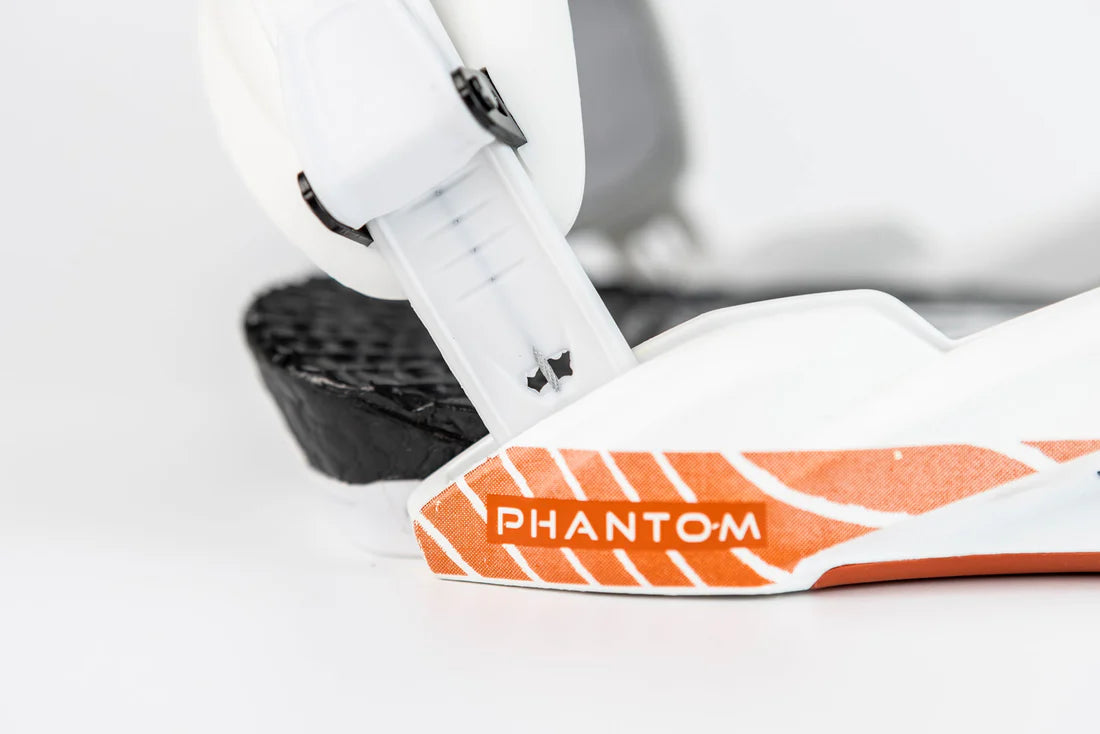 Nitro Phantom - Snowboard bindings with white straps and black buckles.