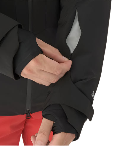 Descente Steep Insulated Jacket 2025 - A black jacket with a white zipper and two zippered pockets on either side of the waist.