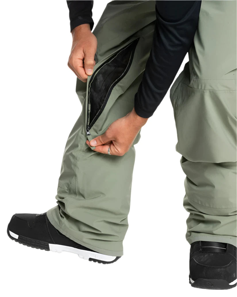 Quiksilver Utility Shell Bib 2025 - Olive green bib with black hardware and a quilted pattern on the back.