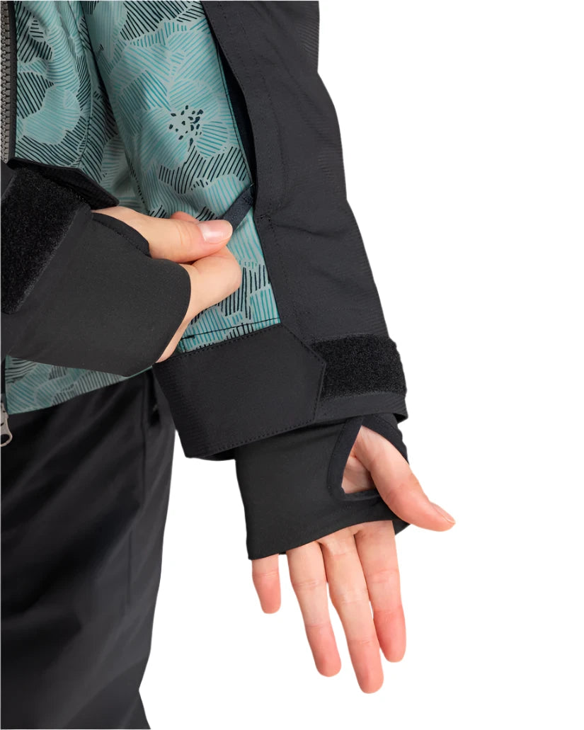 Roxy Women's Stated Insulated Jacket 2025 - A woman's black insulated jacket with a teal patterned lining visible inside the left sleeve cuff.