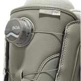 Vans Women's Encore Pro Snowboard Boot 2025 - A gray snowboard boot with a textured pattern on the side and a round BOA dial on the front.
