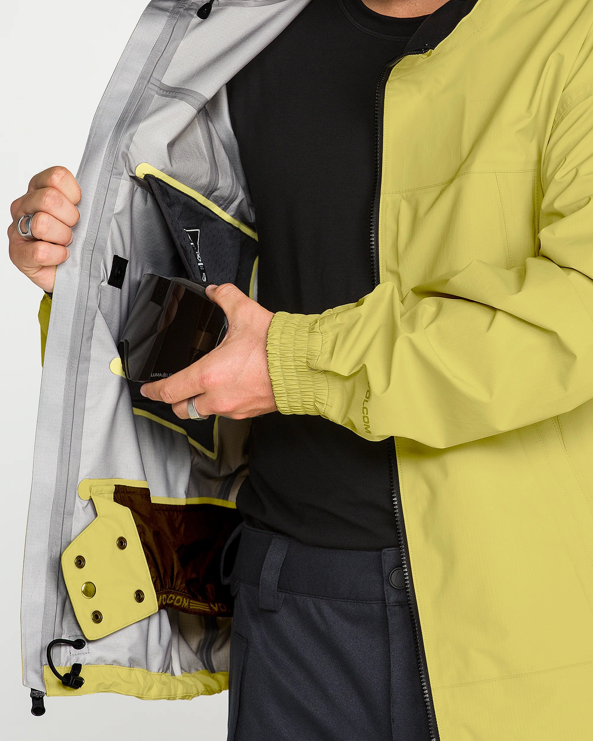 Yellow and gray 3L 20K ski jacket with open inner pocket and zipper