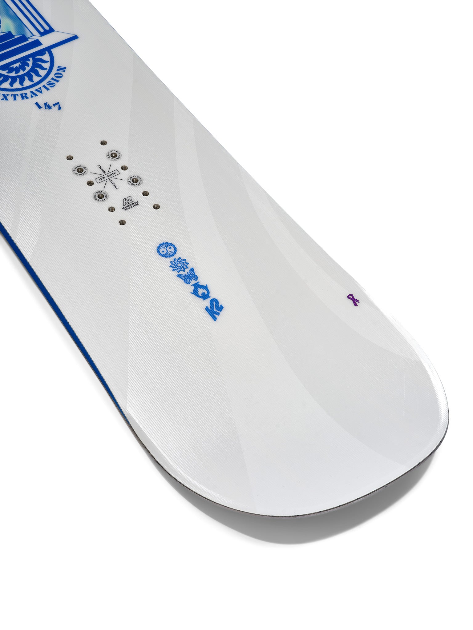 K2 Extravision snowboard features a white base with blue graphics.
