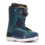 K2 Haven snowboard boot features a teal colorway and Boa lacing system.
