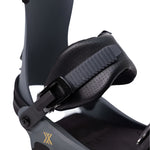 Fix Yale Snowboard Binding 2024 - Black snowboard bindings with a sleek, modern design and silver buckles.