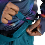 Burton Cargo 2L Shell Pants 2025 - Dark blue pants with a cargo pocket on the thigh and a zippered fly.