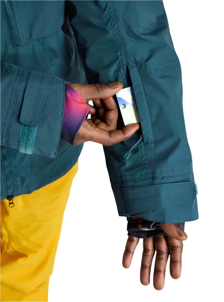 Burton Frostner 2L Jacket 2025 - A dark green jacket with a zippered chest pocket and adjustable cuffs.