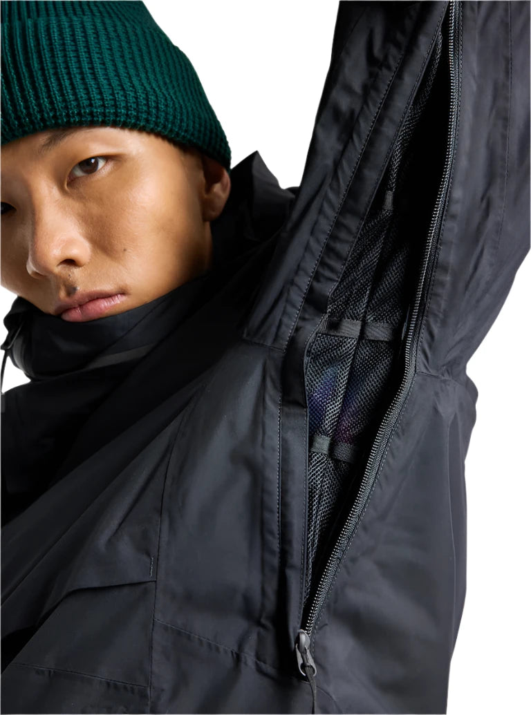 Burton Pillowline GORE-TEX Jacket - A black jacket with a zippered chest pocket and adjustable cuffs.