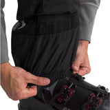 North Face Men's Chakal Insulated Pant Tall - Black insulated ski pants with a tall length and zippered pockets.