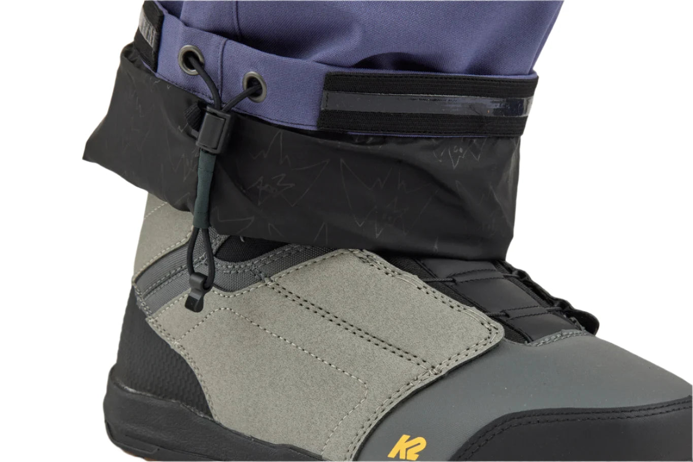 Airblaster Women's Stretch Freedom Suit 2025 - Black snow pants with a subtle geometric pattern on the left leg.