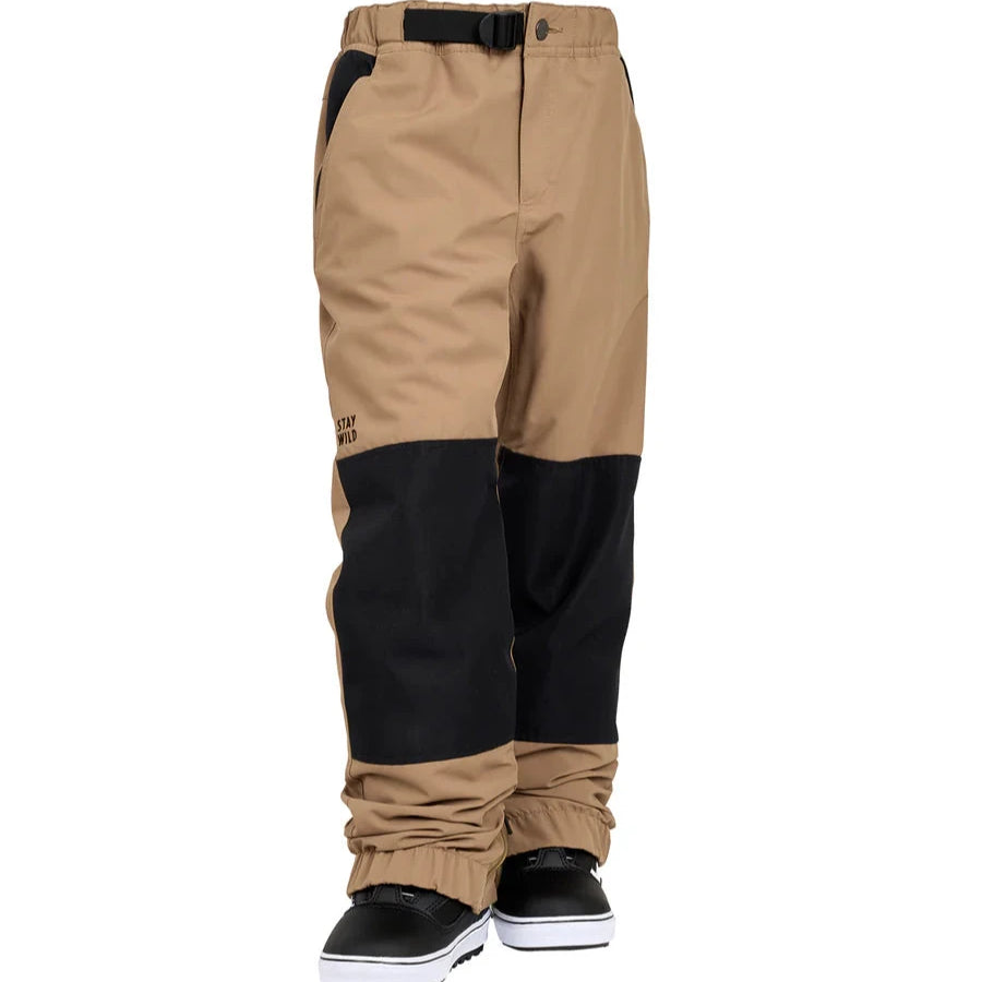 Airblaster Junior's Boss Insulated Pant 2025 - Black snow pants with a black logo on the left leg and a white stripe down the side of each pant leg.