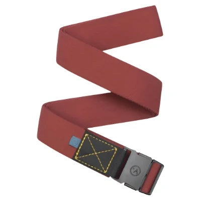 Arcade Ridge Slim Belt 2022 - A brown belt with a silver buckle featuring a circular logo.