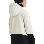 Roxy Women's Lunalite 3L GORE-TEX Jacket 2025 - A black jacket with a white logo on the left chest and a zippered pocket on the right side.