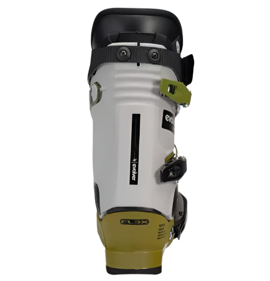 K2 Junior's Evolver 2025 ski boots feature a black and yellow design.