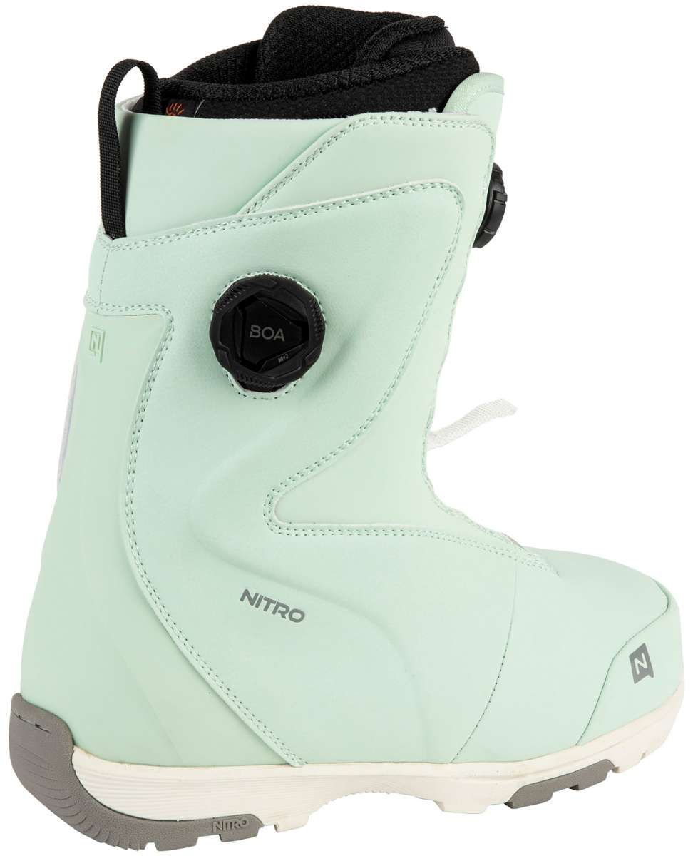 Nitro Women's Cypress BOA Snowboard Boot 2024 - A light green snowboard boot with a black BOA dial on the side and gray accents.
