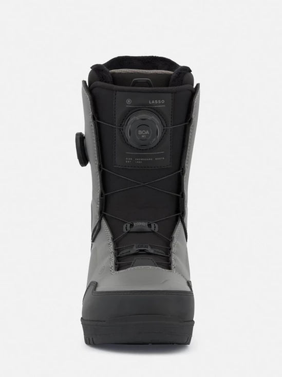 Black snowboard boots with BOA dial and padded collar for snowboarding