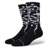 QUINN CREW C SOCK 2022 - Black crew socks with white hearts and a small logo on the ankle.
