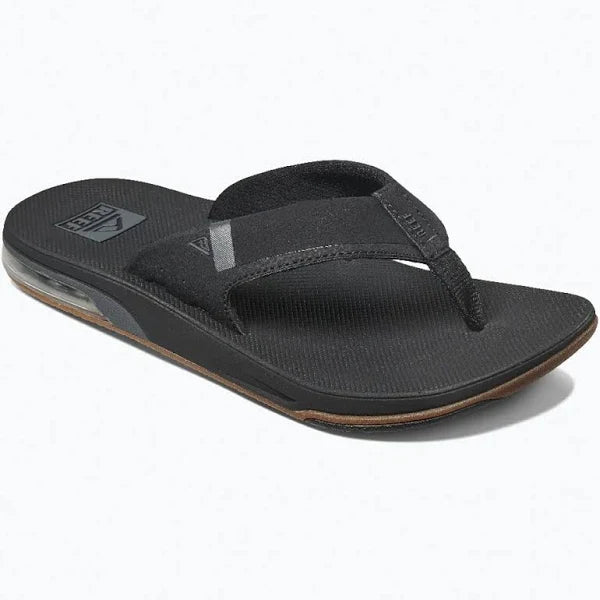Reef Men's Fanning Low Sandals 2018 - A pair of black sandals with a strap and toe post, featuring a logo on the strap.
