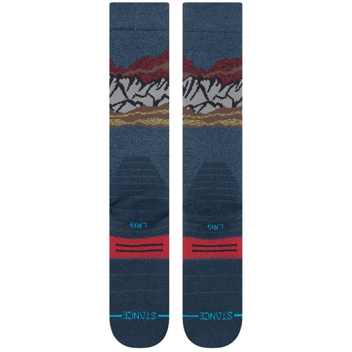 Stance Chin Valley Snowboard Socks 2023 - A pair of snowboard socks with a mountain range design in shades of red, white and brown.