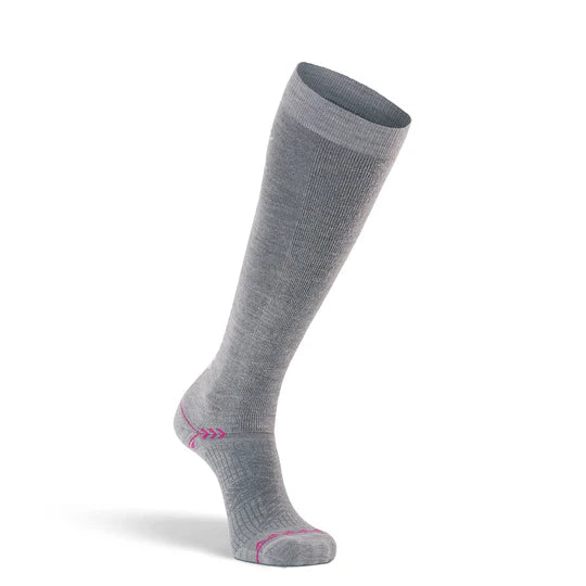 Fox River Women's Chamonix Snowboard Socks - A pair of gray snowboard socks with a subtle pink stripe pattern on the top cuff.