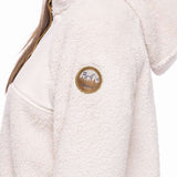 The 686 Ladies Hemlock Fleece Hoodie 2023 is white with an insulated hood and a gold zipper.