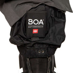 The black 686 Quantum Thermagraph Pants from the back view show a BOA dial on the side and an insulated hood.