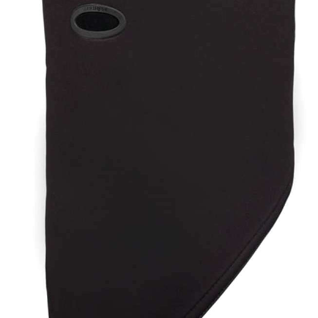 FACEMASK STANDARD 10K SS 12W - Black facemask with a small white logo on the upper right side.