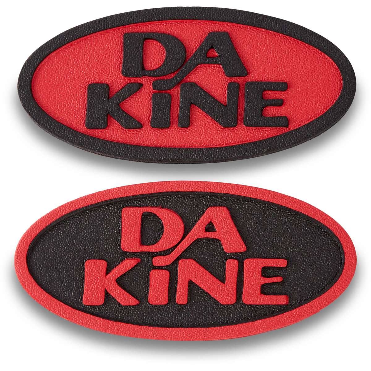 Dakine Retro Oval Stomp 2 Pack 2023 - A pair of oval-shaped stomp pads with a retro design, featuring a black and white color scheme.