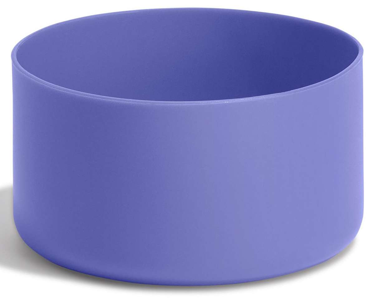 Hydro Flask Medium Flex Bottle Boot - A medium-sized, insulated water bottle with a flexible design and a boot-shaped lid.