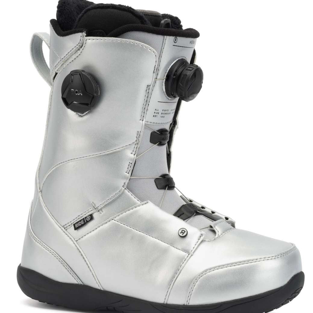 Ride Ladies Hera Snowboard Boots 2022 - A pair of white snowboard boots with black laces and a black logo on the side.