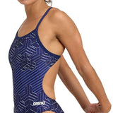 Arena Women's Kikko Pro Challenge Back One Piece Swimsuit - A dark blue one-piece swimsuit with a geometric pattern and thin straps.