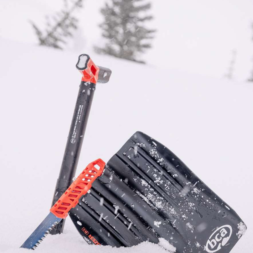 BCA T4 Turbo Rescue Package 2024 - Black shovel with orange accents and a black probe.