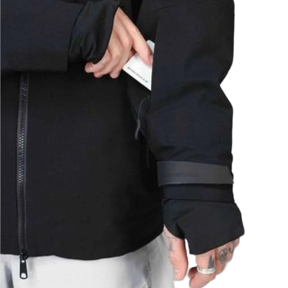 Beyond Medals High Tech 3L Shell Jacket 2024 - A black jacket with a zipper down the front and two zippered pockets on either side.