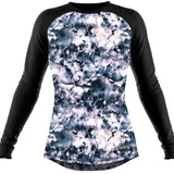 BlackStrap Women's Pinnacle Crew Top Baselayer 2024 - A black and white crew-neck top with a tie-dye pattern on the front.