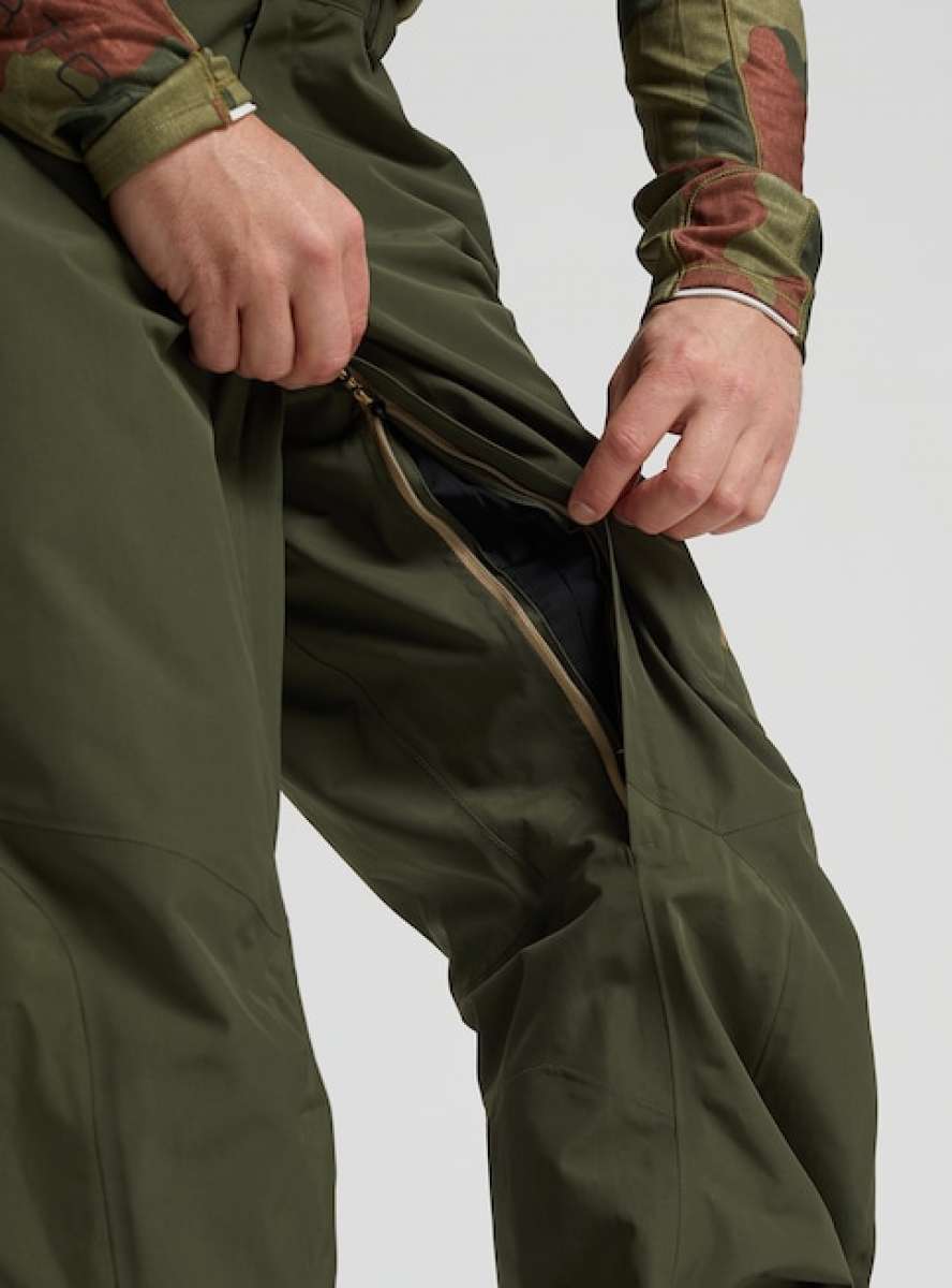 Burton AK GORE-TEX Cyclic Pant 2023 - Dark green pants with a zippered fly and black zipper pull.