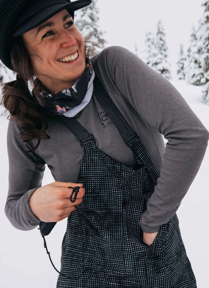 Burton Women's AK Gore-Tex Kimmy Bib Pant 2023 - Black bib with white dots and adjustable black buckles on straps.