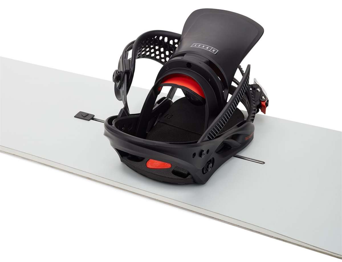 Burton Women's Lexa X Snowboard Bindings 2022 - Black bindings with silver buckles and straps on a white background.