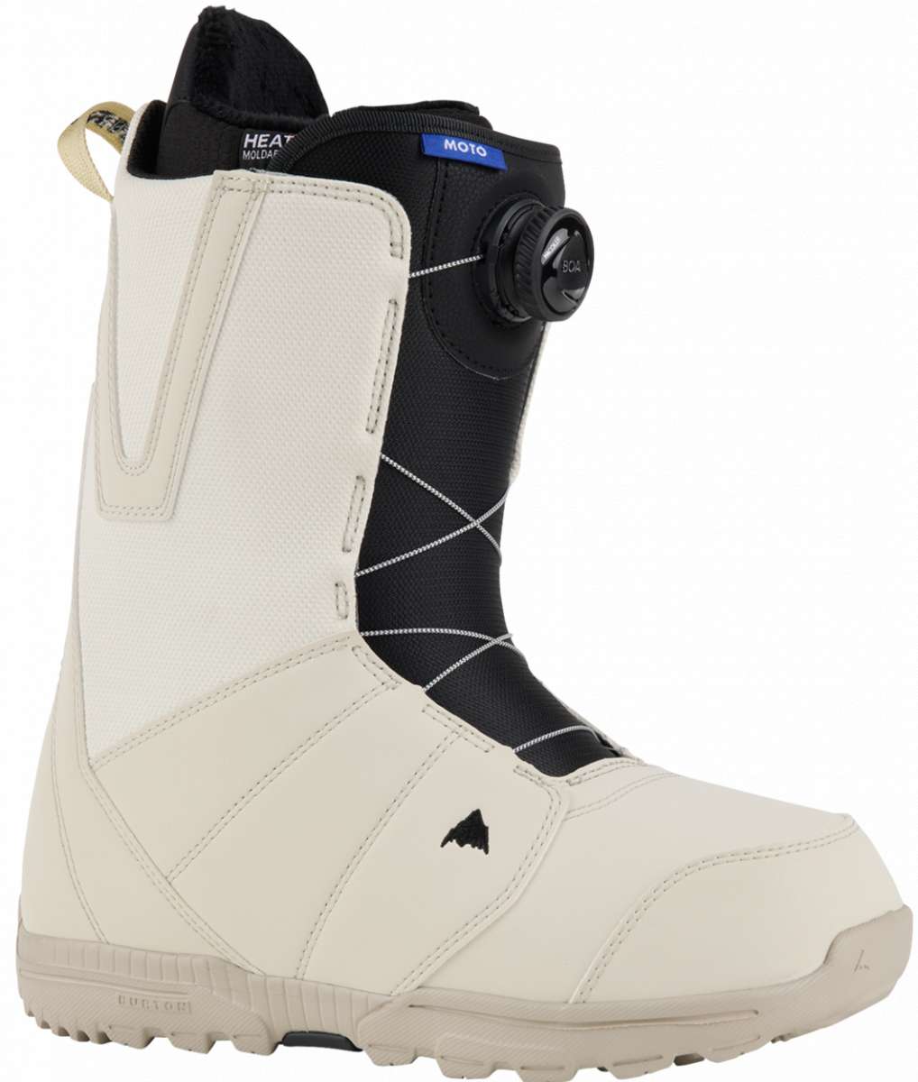Burton Moto BOA Snowboard Boot 2024 - Black snowboard boots with a black BOA dial on top.