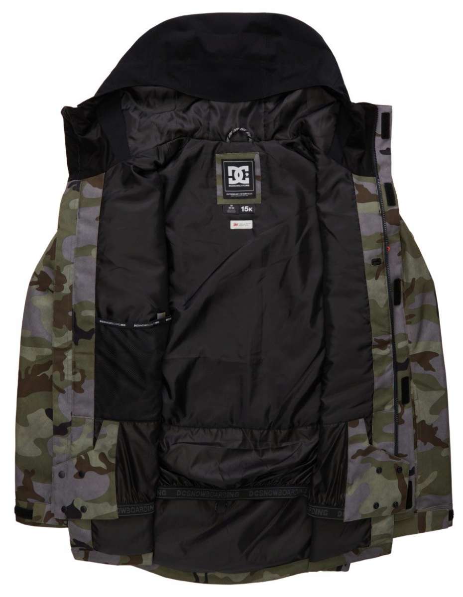 DC Haven Insulated Jacket 2022 - A black jacket with a hood, featuring a camouflage pattern on the sleeves and body.
